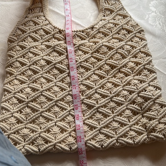 Banana Republic Cream Tote Bag - Picture 10 of 10